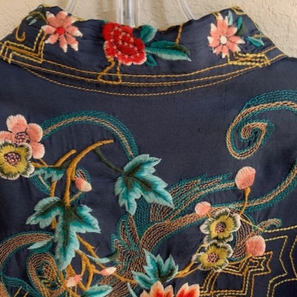 Johnny Was Dark Blue Floral Embroidered Top - Picture 4 of 8